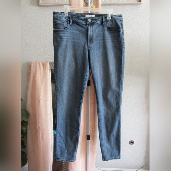 LOFT Denim - LOFT Ann Taylor Curvy Skinny Jeans